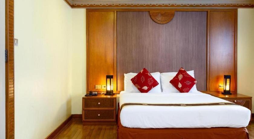 Town In Town Gardent Resort Bangkok Exterior foto
